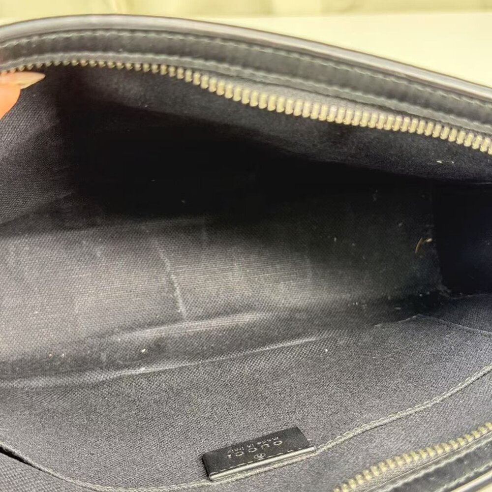 Gucci Navy Blue Zip Pouch GG Coated Canvas - Picture 8 of 8